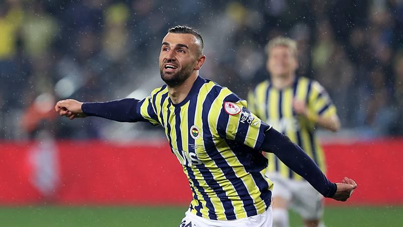 Fenerbahçeli golcü Serdar Dursun'un 101 günlük hasreti sona erdi