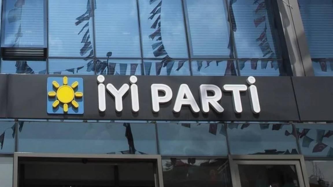 İyi Parti Edirne Merkez İlçe Yönetim Kurulu üyeleri partiden istifa etti