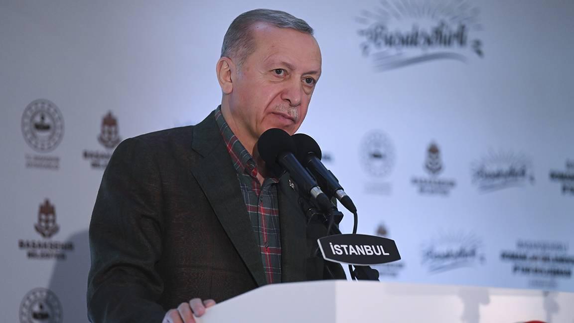 Erdoğan Romanlarla iftar yaptı: Bizi yıllarca yok saydılar, dışladılar; kendilerine hak gördükleri çoğu şeyi bize hak görmediler