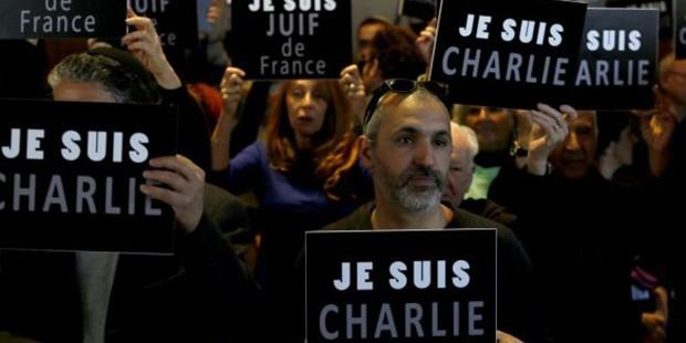 Twitter'daki Charlie Hebdo etiketleri ve anlamları