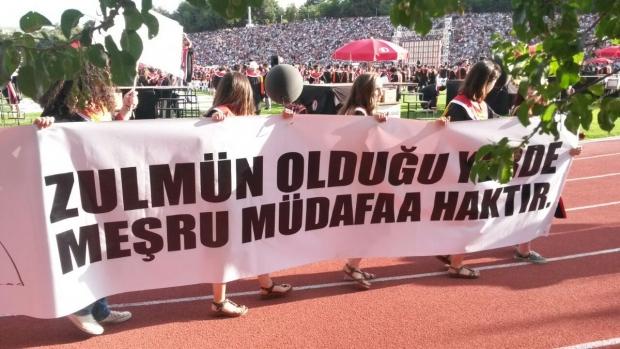 ODTÜ mezuniyetinden: Mezun olurken de dönemin başbakanına mı soracağız?