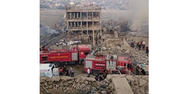 Cizre'de polis kontrol noktasına bombalı saldırı