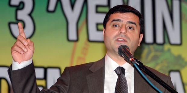 Demirtaş: Öcalan'ın arkasındayız