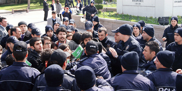 Hacettepe Üniversitesi'nde gerginlik