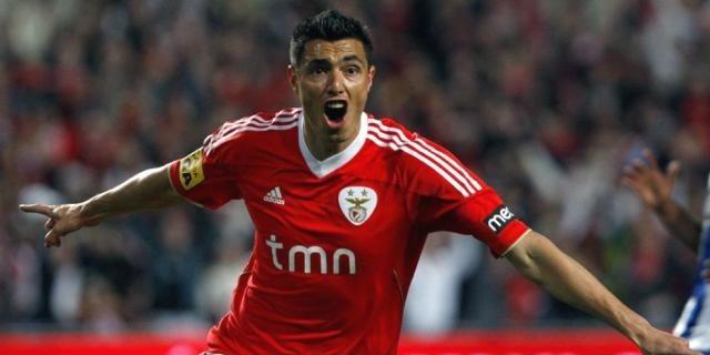 Cardozo Fenerbahçe yolunda