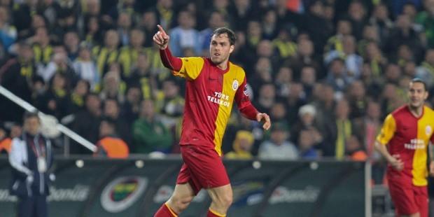 Elmander İngiltere'ye dönüyor