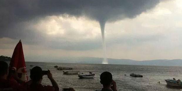 Marmara’da hortum paniği