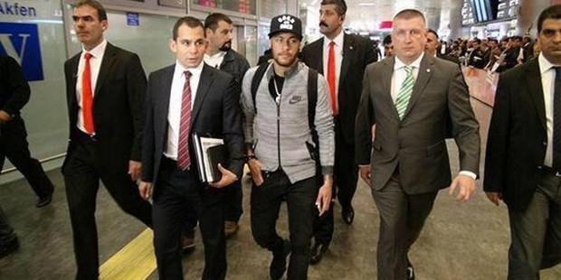 Neymar İstanbul’da