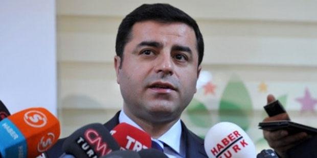 Demirtaş: Sizi linç etmeye gelenleri anasından doğduğuna pişman etme hakkınız var!