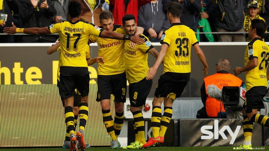 Dortmund zirveyi bırakmadı