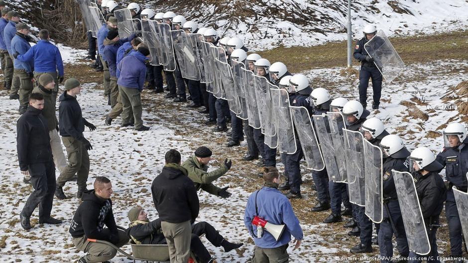 'Nezaketsizlik yarışında Avusturya'