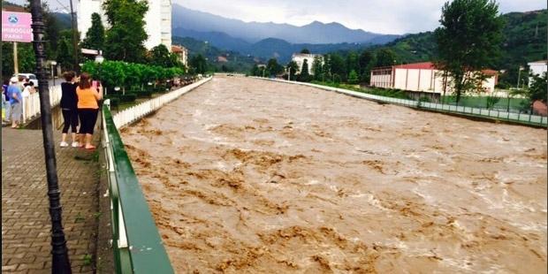 Meteoroloji'den sel uyarısı