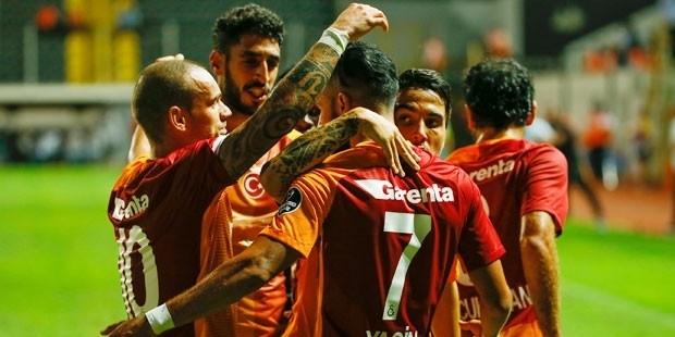 Galatasaray Akhisar'ı 3'ledi