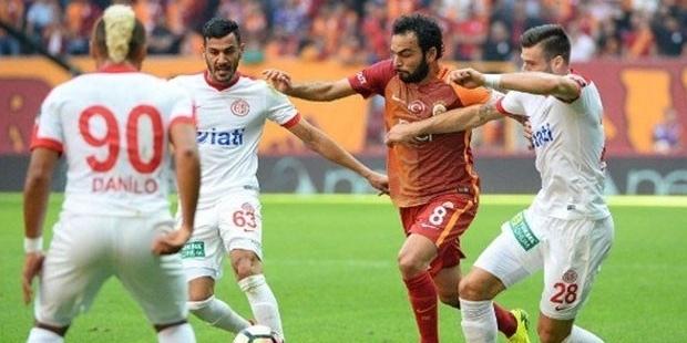 Galatasaray Antalya'yı 3'ledi