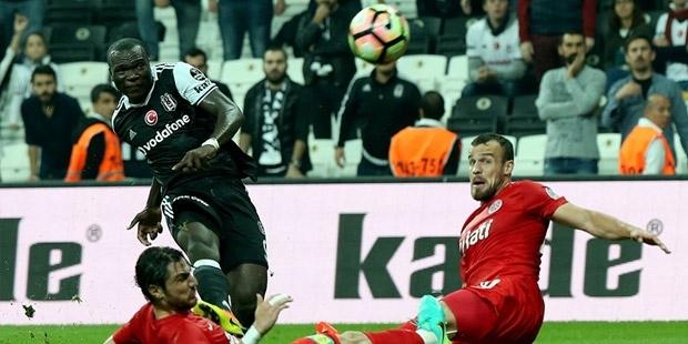 Beşiktaş'ta Aboubakar alarmı