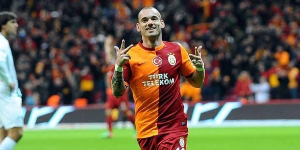 Sneijder Bursaspor'u seviyor