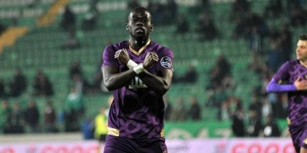 Trabzonspor NDiaye'yi istedi