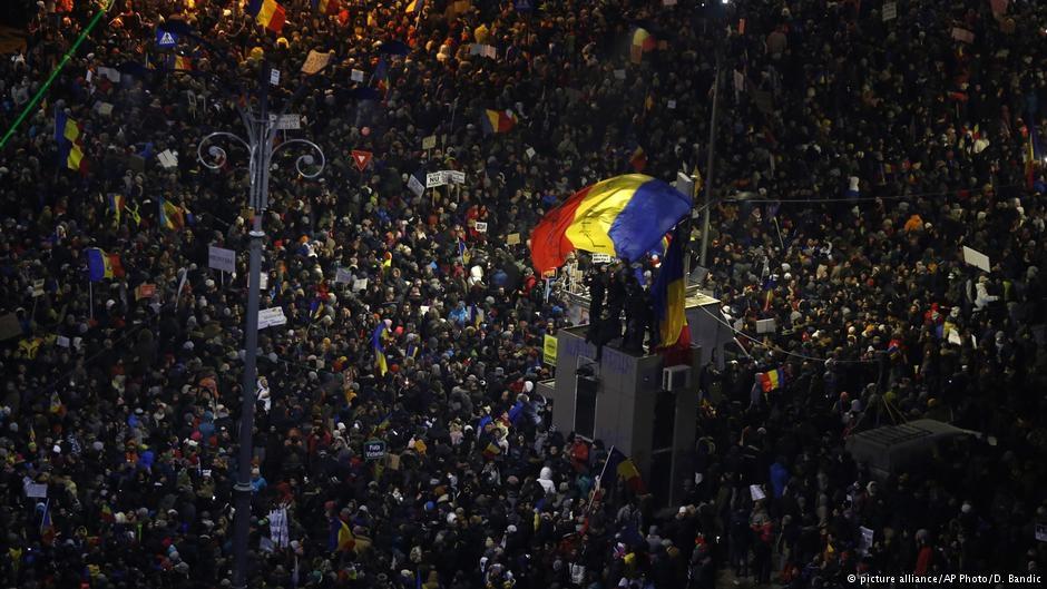 Romanya'da tarihi protestolar