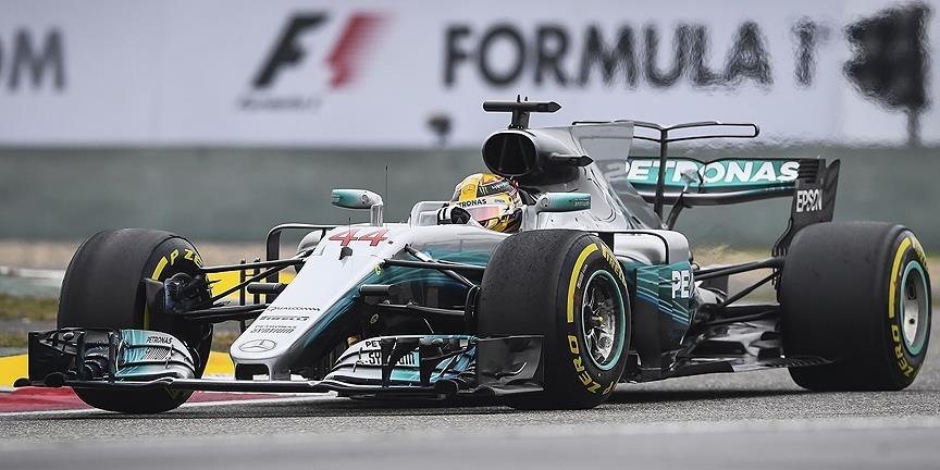 Kanada'da kazanan Hamilton