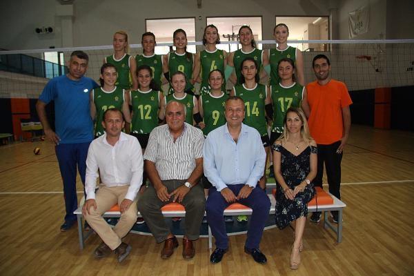 Bergama'da voleybol şöleni