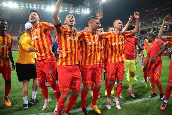 Kayserispor zevkten dörtköşe