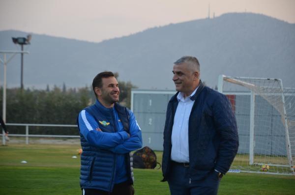 Akhisarspor'dan tesis hamlesi