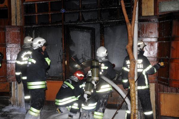 Gaziantep'te bakırcıda yangın