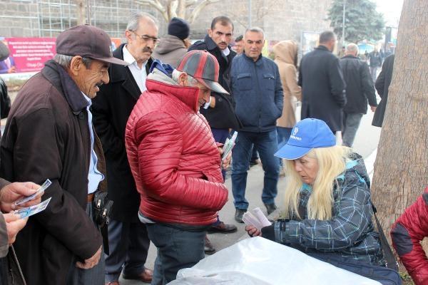 Piyangocularda, amorti yoğunluğu