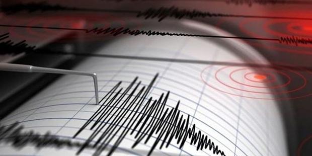 Antalya'da korkutan deprem