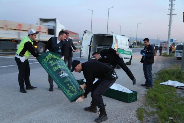 TIR'ın çarpmasıyla öldü