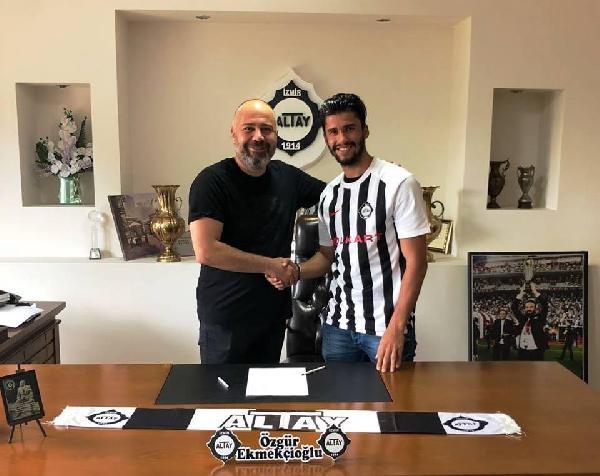 Altay'da imza şov