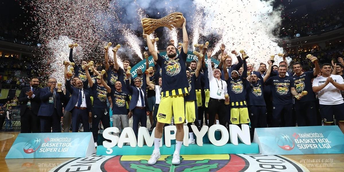 Şampiyon Fenerbahçe Doğuş!