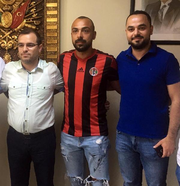 Turgutluspor Gökhan'la anlaştı 