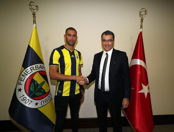 Fenerbahçe, Slimani'yi açıkladı!