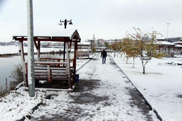 Ardahan beyaza büründü