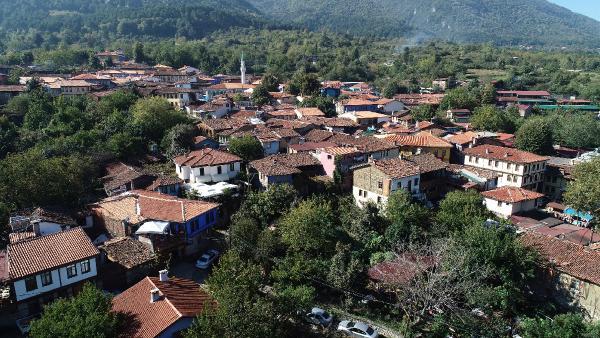 Cumalıkızık'ta ziyaretçi yoğunluğu