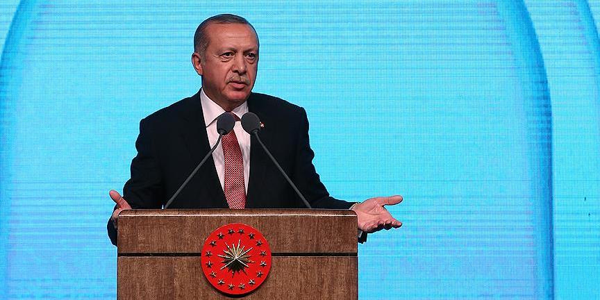 Erdoğan: Her gencimizi potansiyel birer komando adayı olarak görüyorum