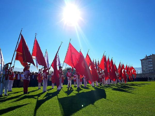 Niğde'de Cumhuriyet coşkusu