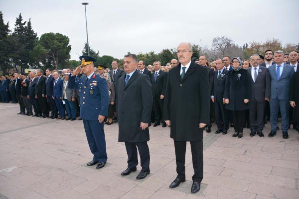 Balıkesir'de Atatürk anıldı