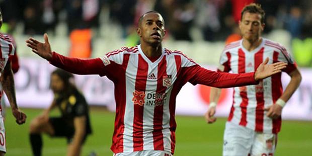 Sivasspor'dan Robinho açıklaması