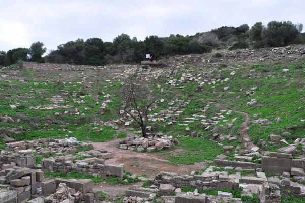 Tarlaların arasındaki tarih