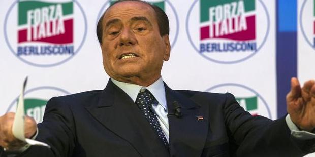 Berlusconi geri dönüyor