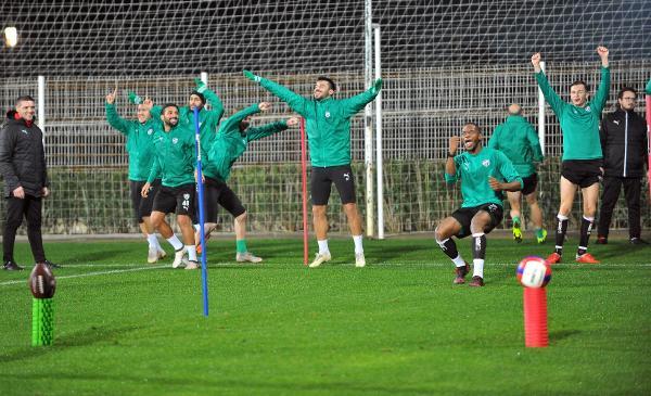 Bursaspor'da neşeli çalışma