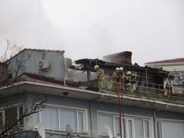 Üsküdar'da korkutan yangın